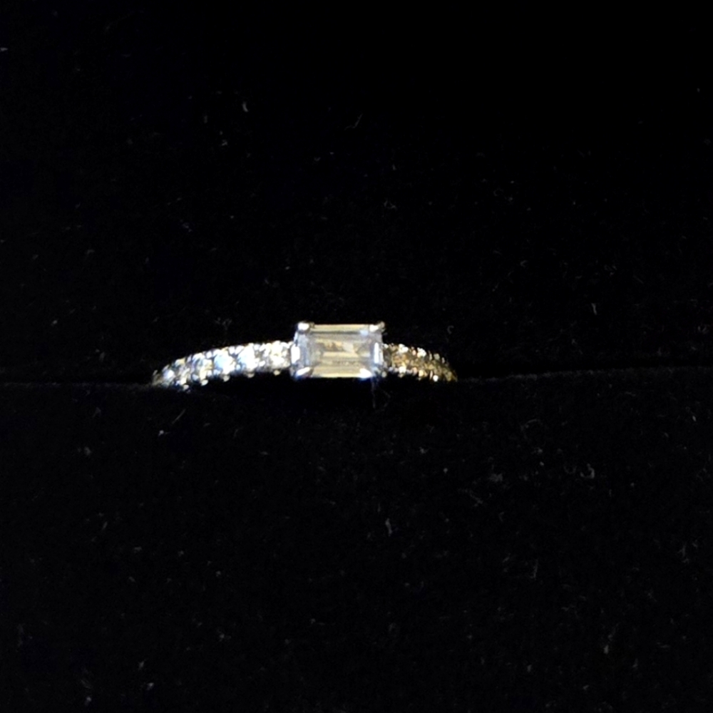 Italo East West Emerald Created White Sapphire Wedding Band 5 1/2 - Picture 3 of 10